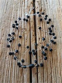 Halskette Perlen fein schwarz
