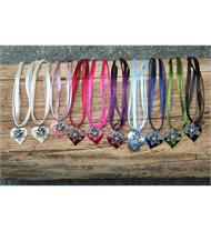 Trachtencollier mit Satin/Organzaband und Herz/Edelweissanhänger Trachtencollier mit Satin/Organzaband und Herz/Edelweissanhänger