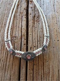 Trachtencollier zwei Reihig mit Perlen - 16 nude Trachtencollier zwei Reihig mit Perlen - 16 nude